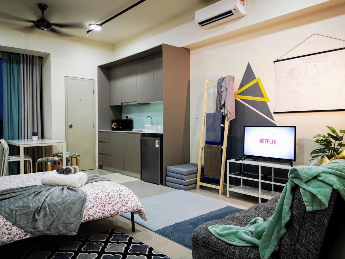 The Perfect Getaway @ Tamarind Suites, Netflix 300Mbps サイバージャヤ エクステリア 写真